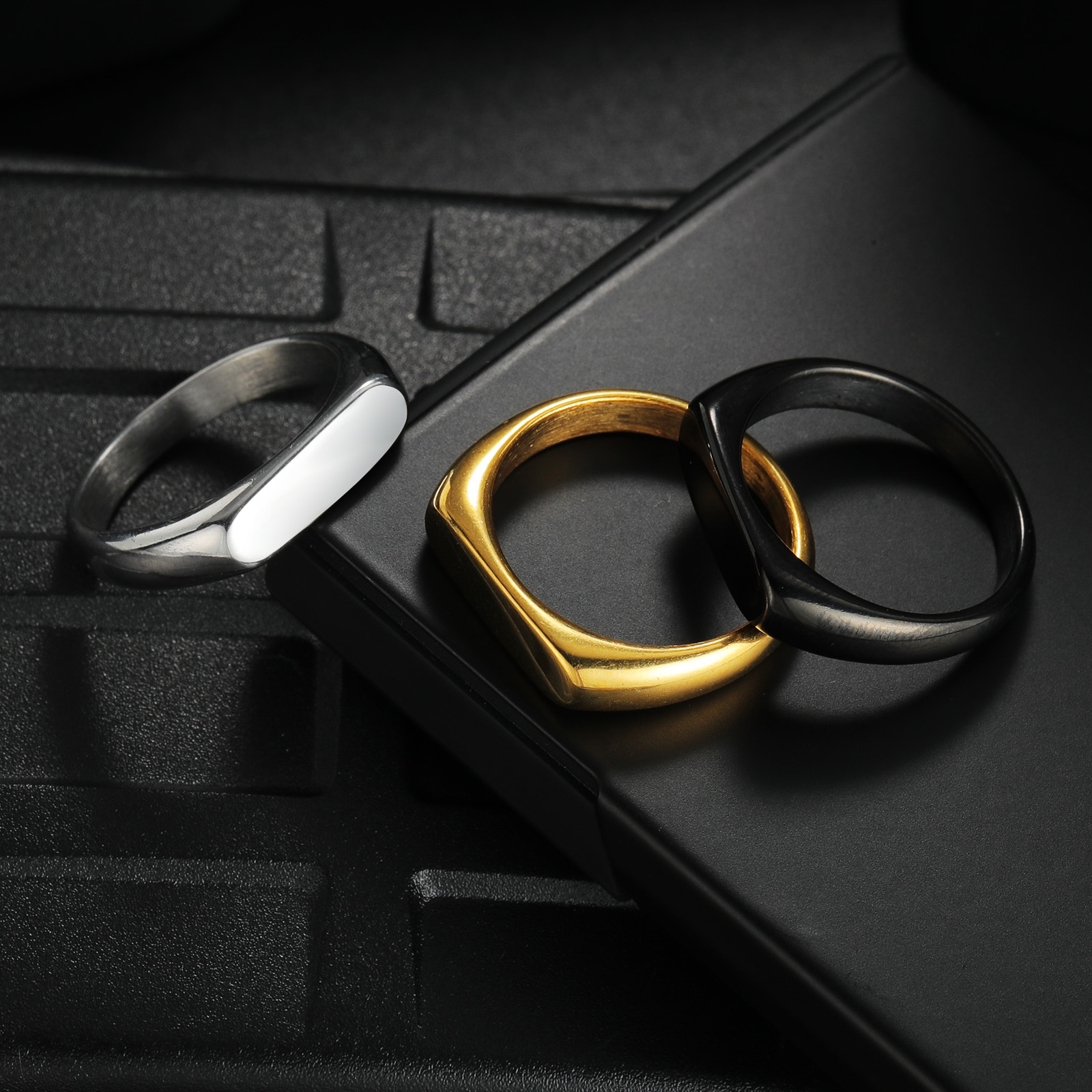 Customizable Stainless Steel S - Signet Ring Men のレビューと価格
