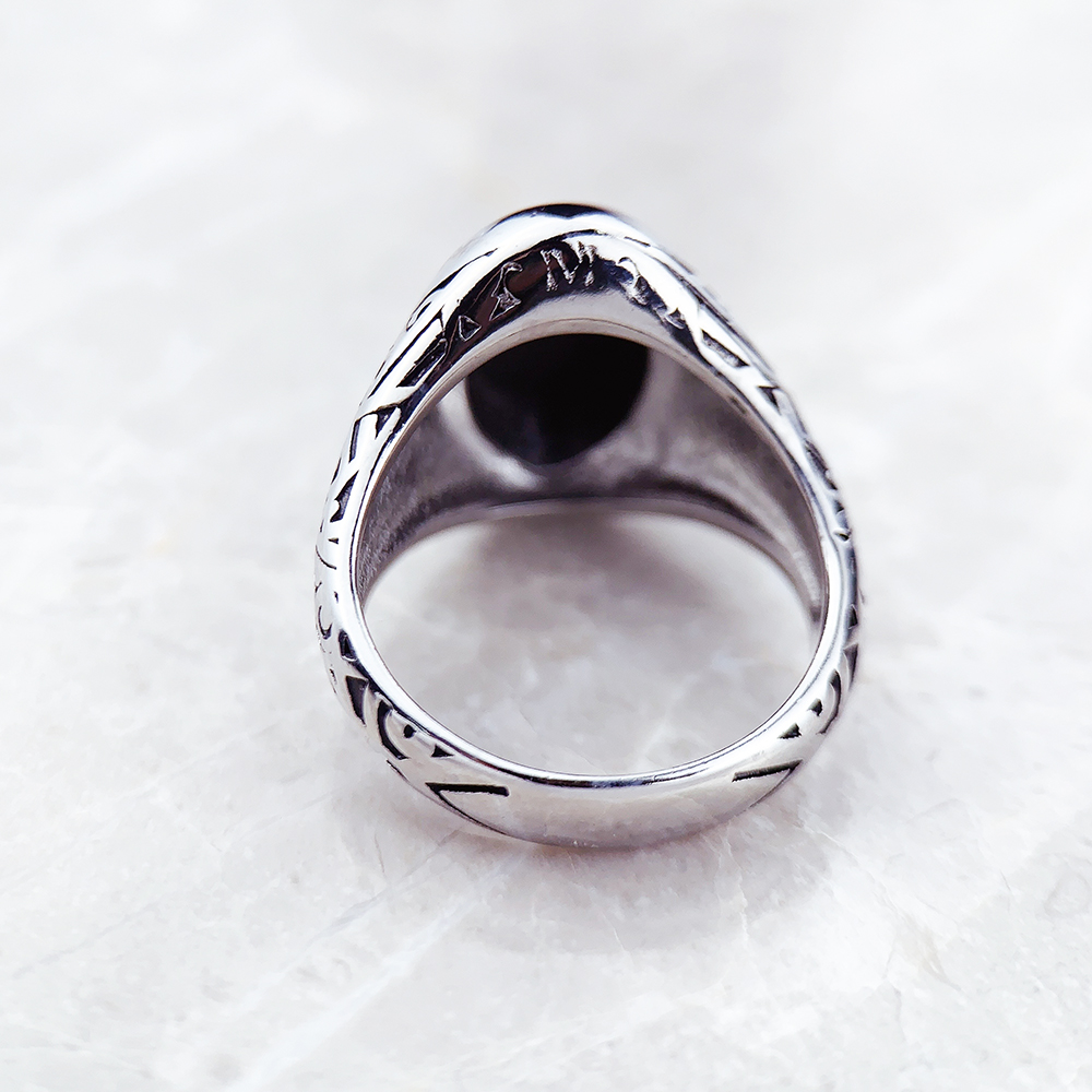 Black Oval Signet Ring Europe  - Signet Ring Men のレビューと価格