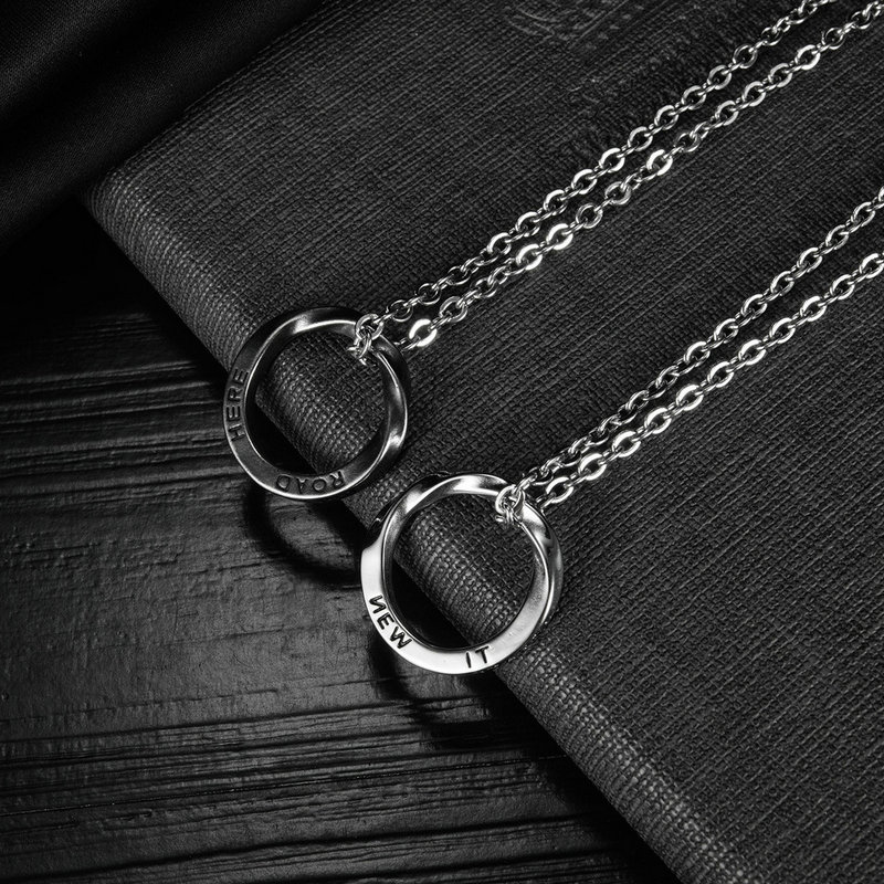 Men's Stainless Steel Mobius R - Men Accessories Pk のレビューと価格