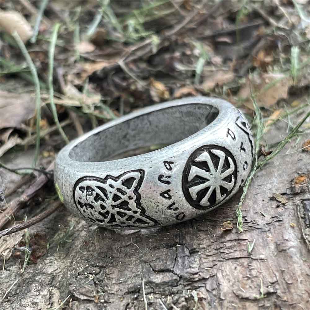 Nostalgia Kolovrat Amulet Symb - Signet Ring Men のレビューと価格