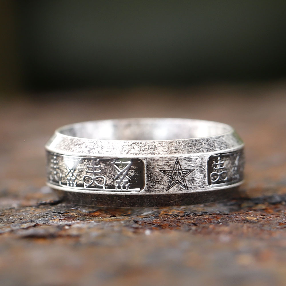 2024 New Vintage Ring Lucifer  - Signet Ring Men のレビューと価格